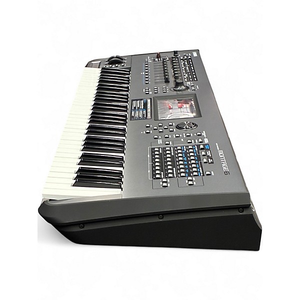 Used Yamaha Montage6 Synthesizer