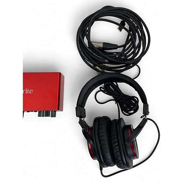 Used Focusrite scarlett 2i2 Studio