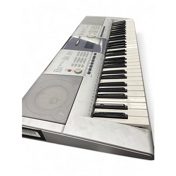 Used Yamaha PSR295 61 Key Portable Keyboard