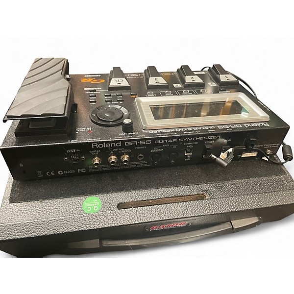 Used Roland GR55 Guitar Synthesizer Synthesizer