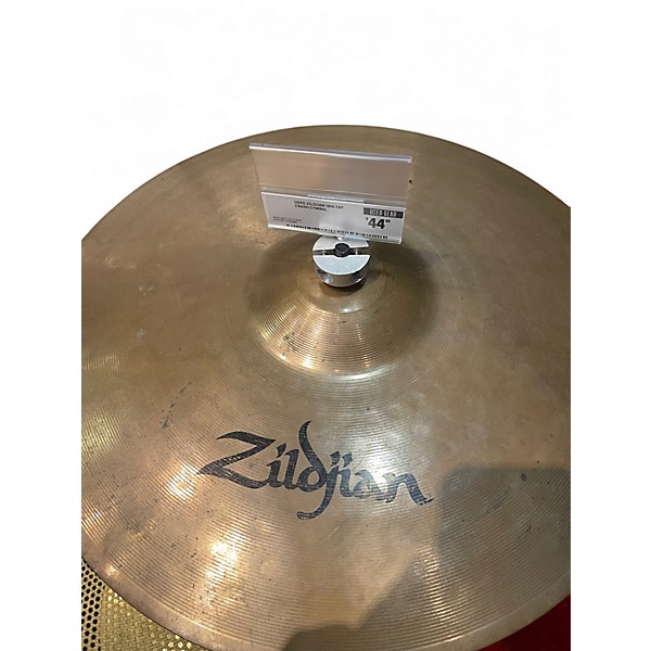 Used Zildjian 18in ZBT Crash Cymbal