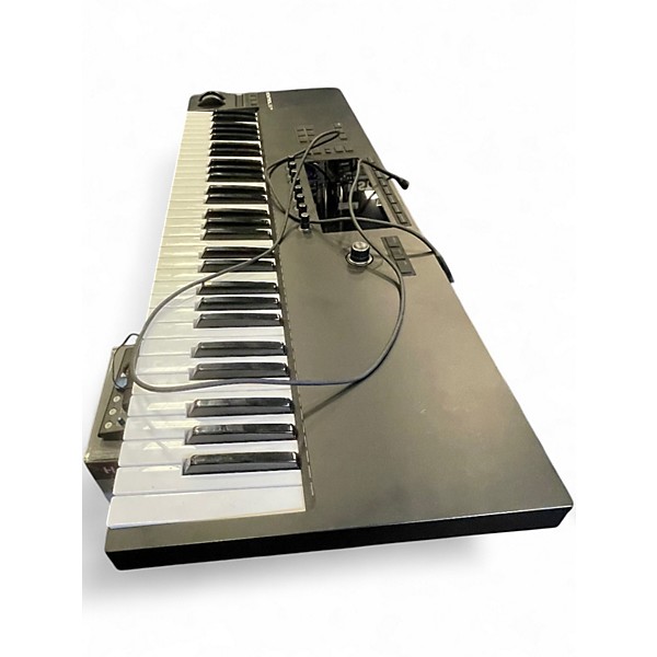 Used Native Instruments Komplete Kontrol s61 mkiii MIDI Controller