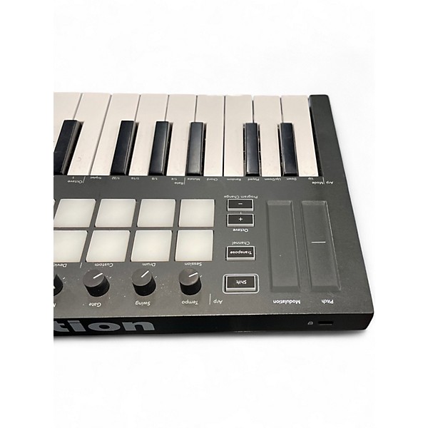 Used Novation Launchkey Mini MIDI Controller