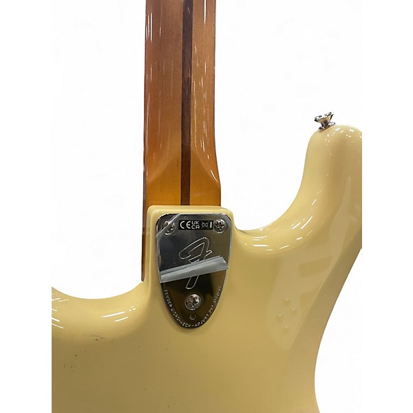 Used Fender Vintera 70s Stratocaster Buttercream Solid Body Electric Guitar