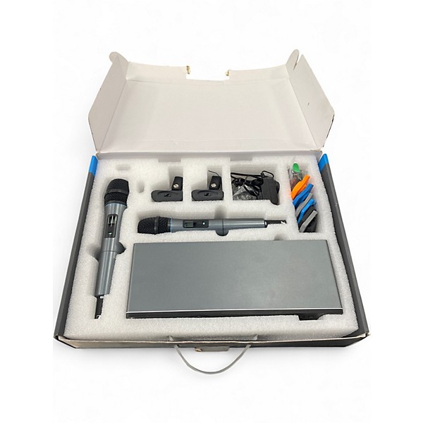 Used Sennheiser XSW 1 - 825 DUAL  Handheld Wireless System
