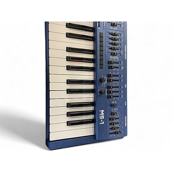 Used Behringer MS1 Synthesizer