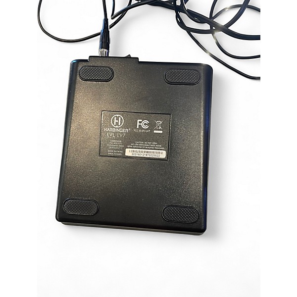 Used Harbinger lv7 Powered Mixer