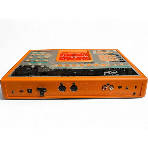 Used Roland D2 GROOVEBOX Drum Machine