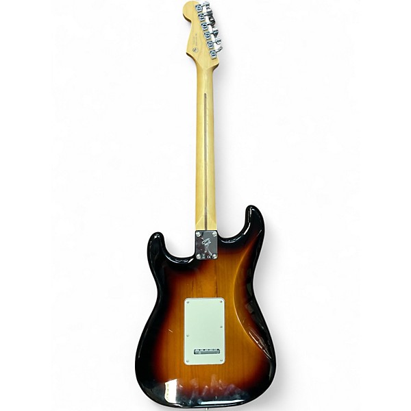 Used 2021 Fender Player Stratocaster HSS 2 Color Sunburst Solid Body Electric Guitar
