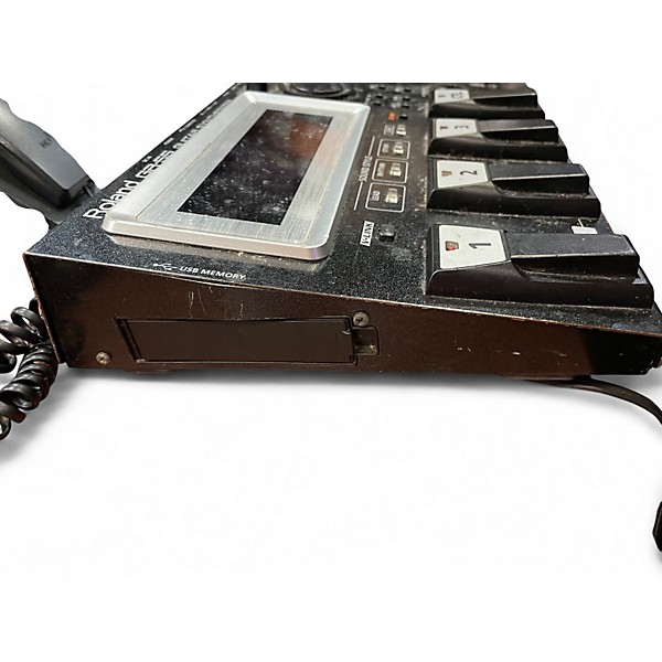 Used Roland GR55 Synthesizer