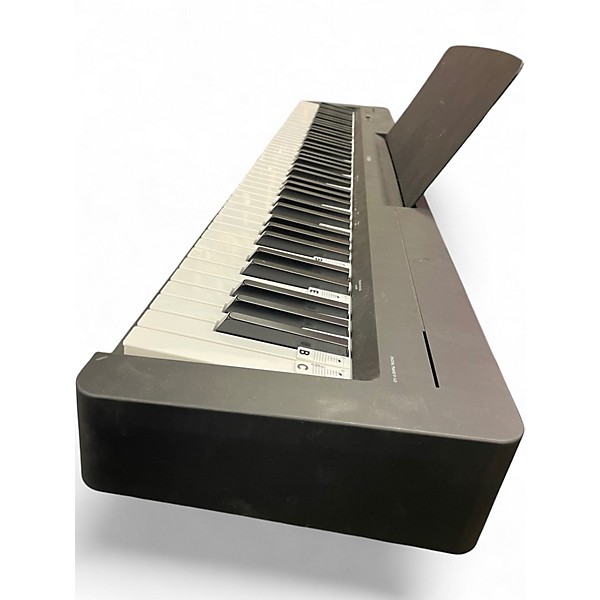 Used Yamaha P-143B Digital Piano