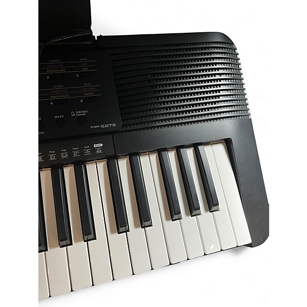 Used Yamaha PSR-E273