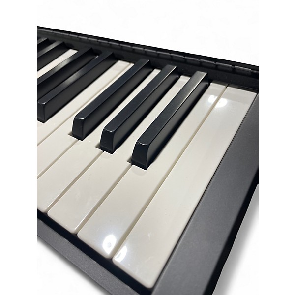 Used Native Instruments KONTROL S88 MK3 MIDI Controller