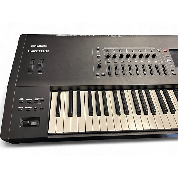 Used Roland Fantom 8 Keyboard Workstation