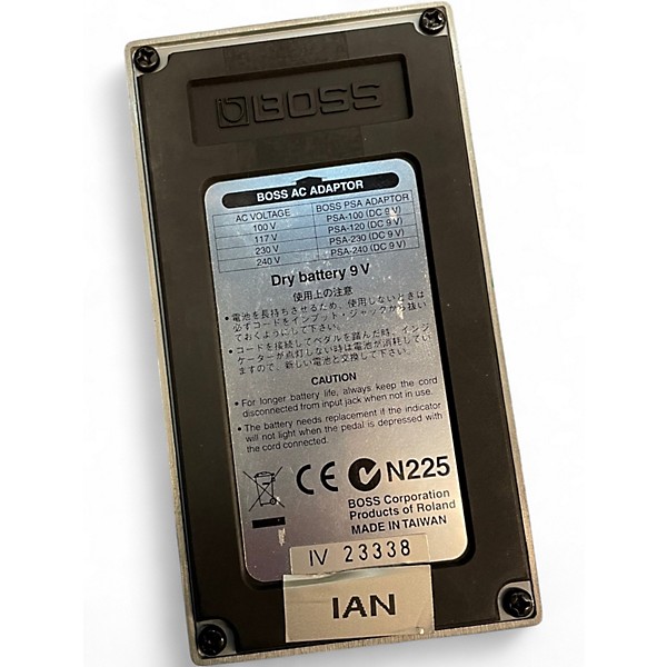 Used BOSS TR2 Tremolo Effect Pedal