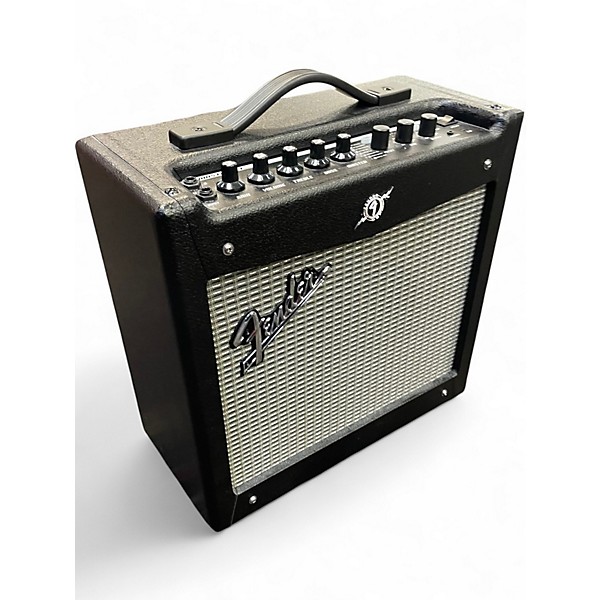 Used Fender Mustang I V2 20W 1X8 Guitar Combo Amp