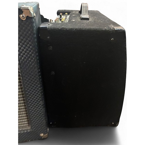 Used Behringer ultratone k900fx Keyboard Amp