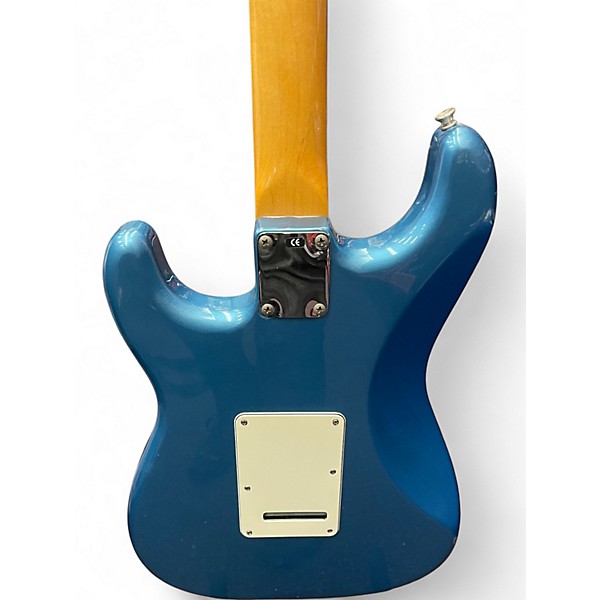 Used Fender Classic Series 1960S Stratocaster Lake Placid Blue Solid Body Electric Guitar