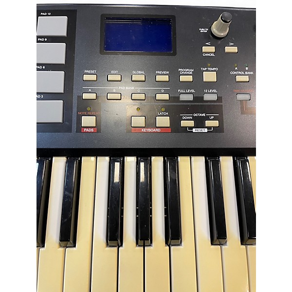 Used Akai Professional MPK25 25 Key MIDI Controller