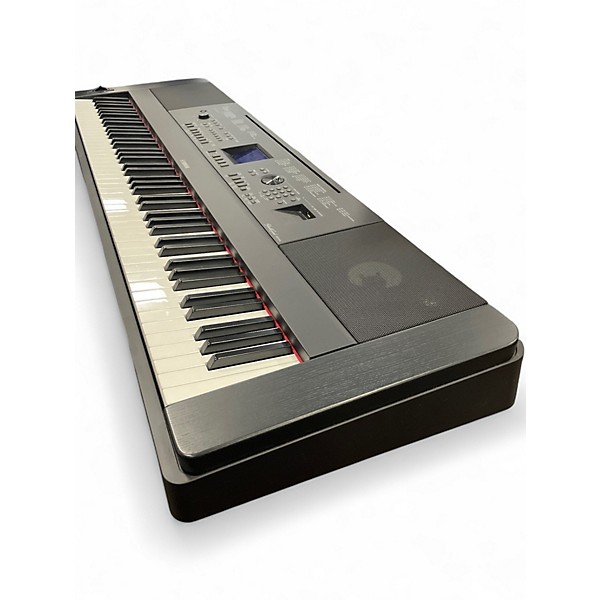 Used Yamaha DGX660 Portable Keyboard