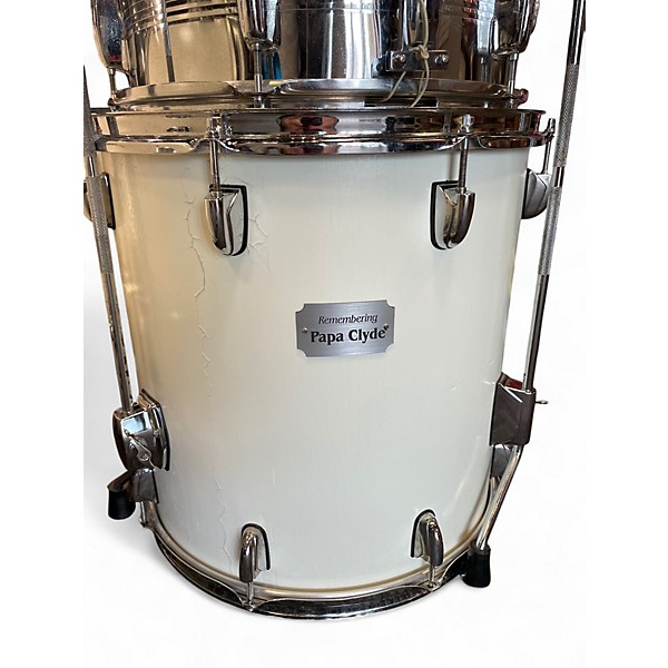Used Miscellaneous 4 Piece 4 PIECE KIT WHITE Drum Kit