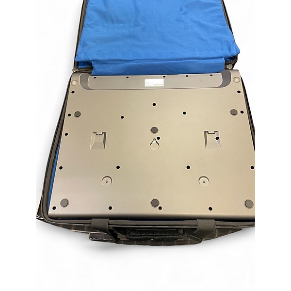 Used Zoom L-20 Powered Mixer