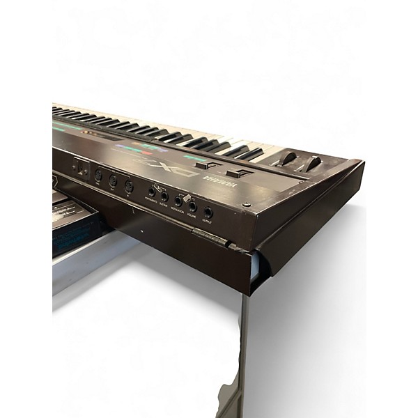 Used Yamaha dx7 Synthesizer