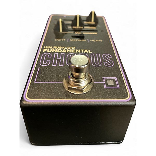 Used Walrus Audio FUNDAMNETAL CHORUS Effect Pedal