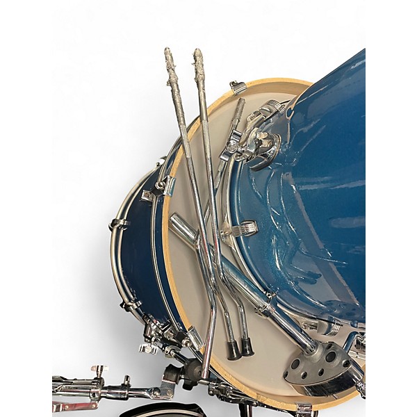 Used Ludwig 4 Piece ELEMENT EVOLUTION BLUE SPARKLE Drum Kit