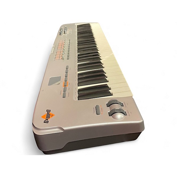 Used M-Audio Oxygen 61 Key MIDI Controller
