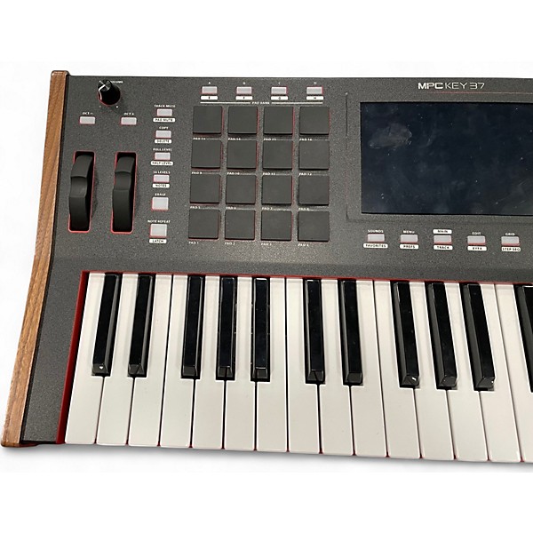 Used Akai Professional MPC KEY 37