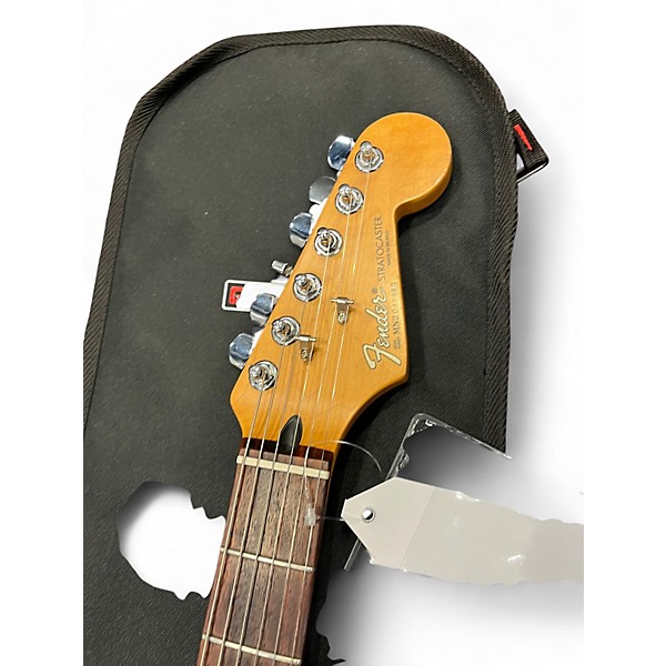 Used Fender  Stratocaster Alpine White Solid Body Electric Guitar