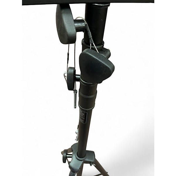 Used CHAUVET DJ CH06 STAND