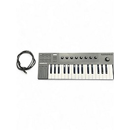 Used Komplete KONTROL M32 MIDI Controller