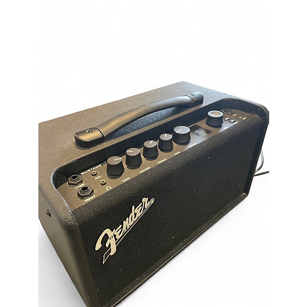 Used Fender MUSTANG LT40 Guitar Combo Amp