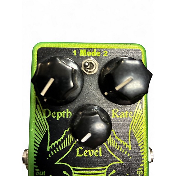 Used EarthQuaker Devices Hummingbird Repeat Percussions Tremolo Effect Pedal