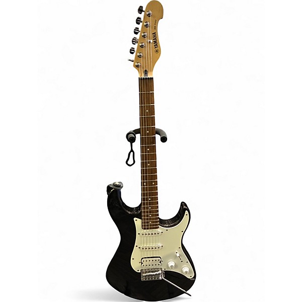 Used Yamaha EG112C BLACK SPARKLE Solid Body Electric Guitar