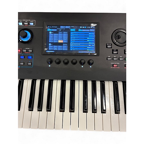Used Yamaha Montage M7 76 Key Synthesizer Synthesizer