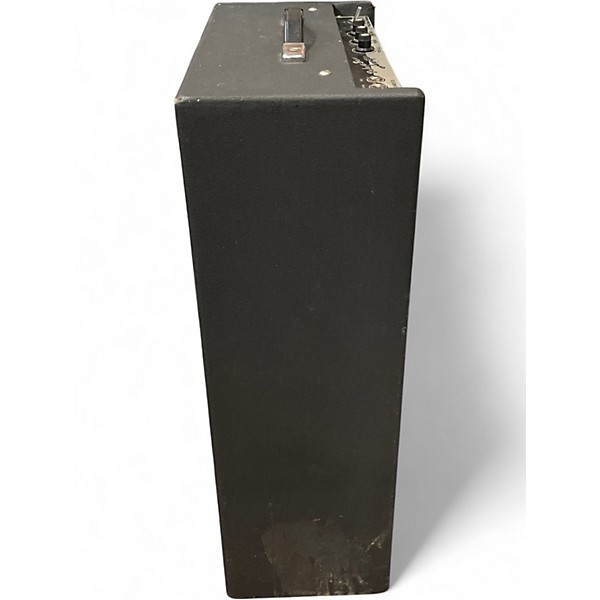 Used Kingston DELUXE BASS AMPLIFIER Guitar Combo Amp