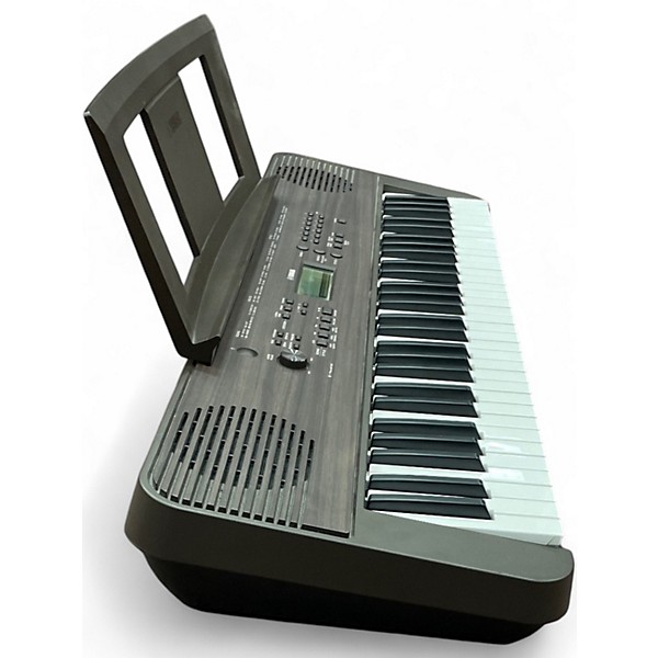 Used Yamaha PSRE360DW Portable Keyboard