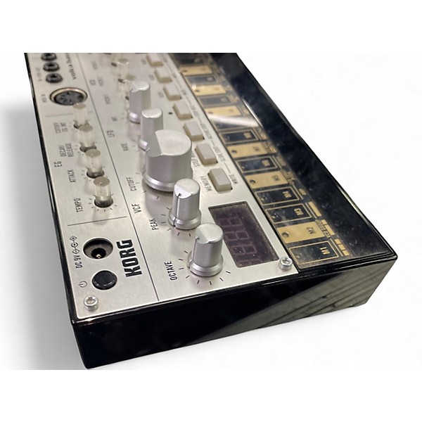 Used KORG volca bass Synthesizer