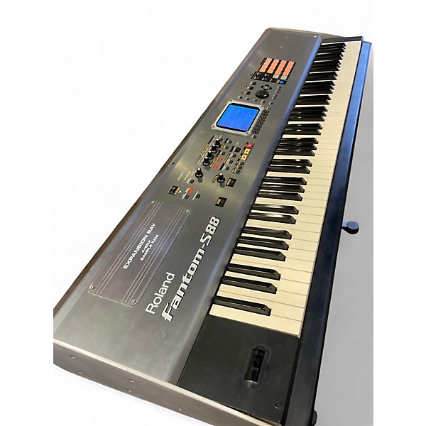 Used Roland fantom s88 Keyboard Workstation