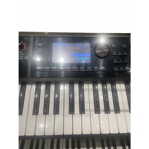 Used Roland Fantom 06 Keyboard Workstation