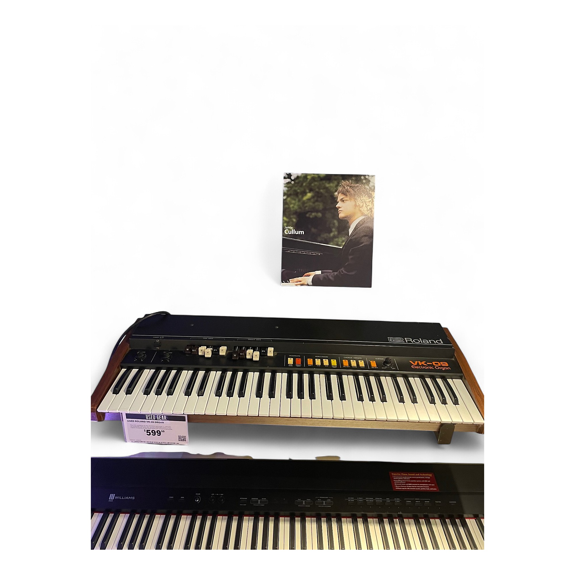 その他 Roland vk-09 Roland vk-09 Rare Roland VK-09 61-Key Electronic Organ w/ Drawbars