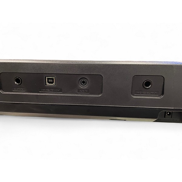 Used Yamaha PSR E383 Digital Piano