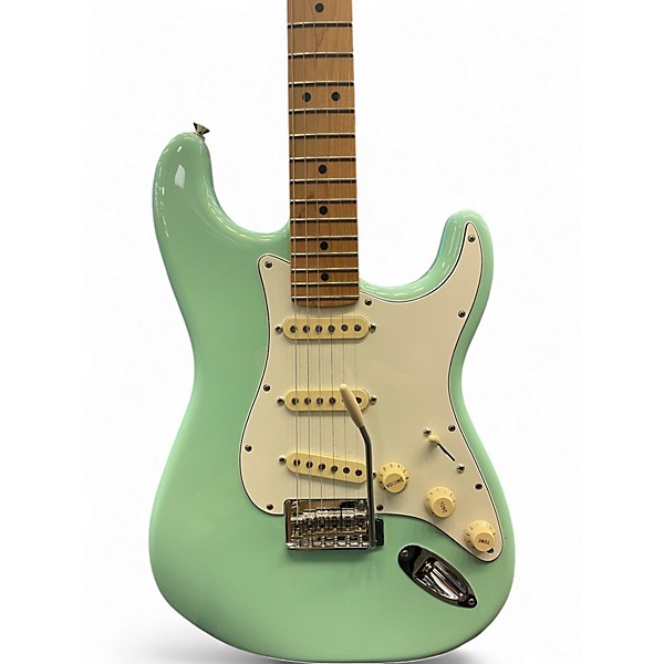 Used Fender Limited Edition Player Stratocaster Seafoam Green Solid Body Electric Guitar