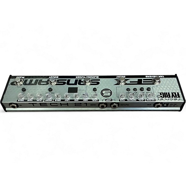 Used Tech 21 Fly Rig 5 V2 SansAmp Effect Processor