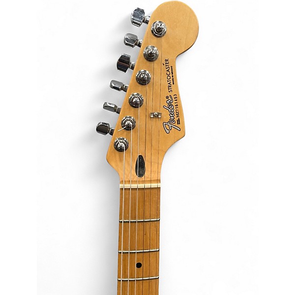 Used 2007 Fender Standard Stratocaster Antique White Solid Body Electric Guitar