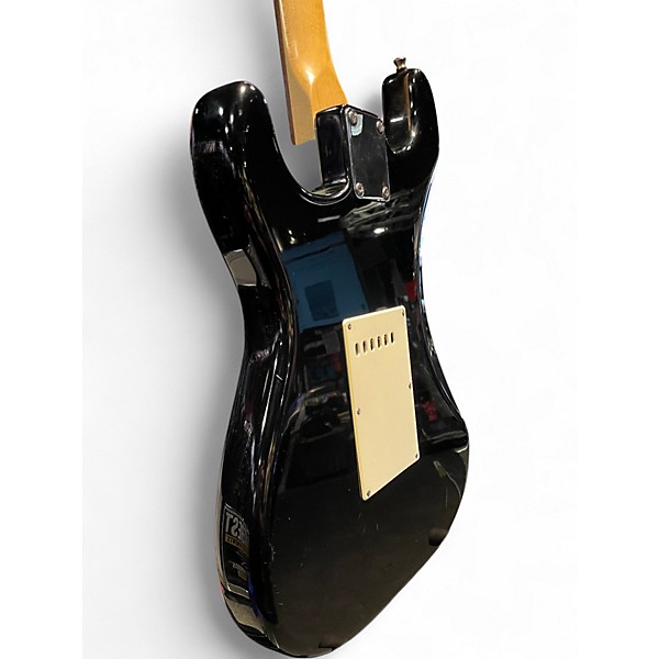 Used Starcaster by Fender Stratocaster Black Solid Body Electric Guitar
