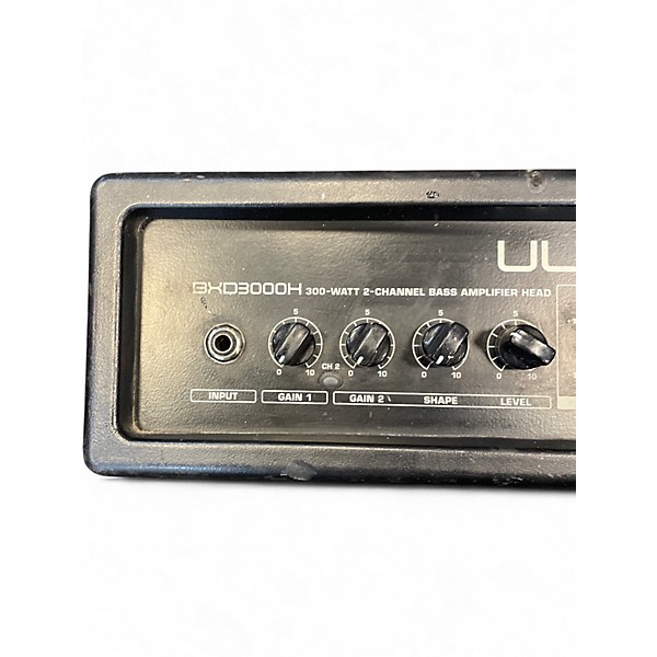 Used Behringer BXD3000H Bass Amp Head